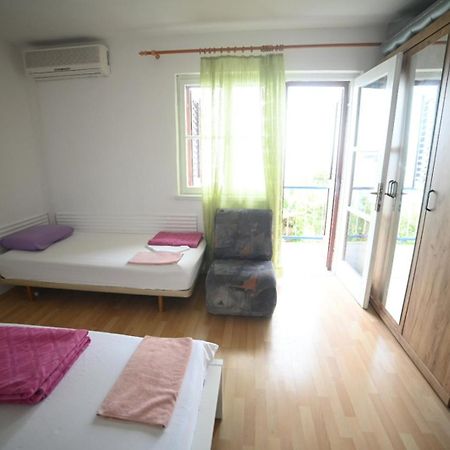 Apartments Feral 2 Baška Voda Екстериор снимка