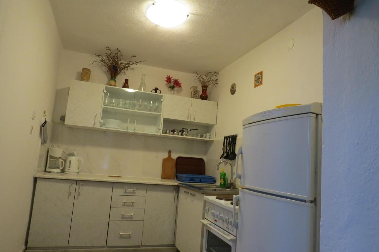 Apartments Feral 2 Baška Voda Екстериор снимка