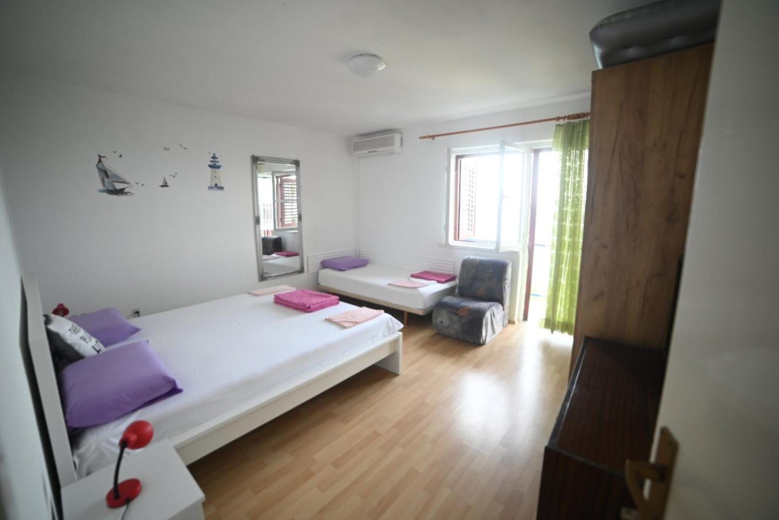 Apartments Feral 2 Baška Voda Екстериор снимка