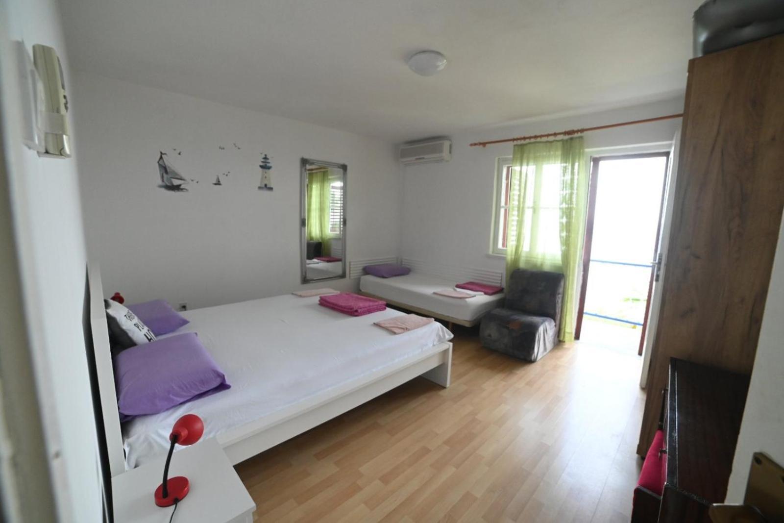 Apartments Feral 2 Baška Voda Екстериор снимка