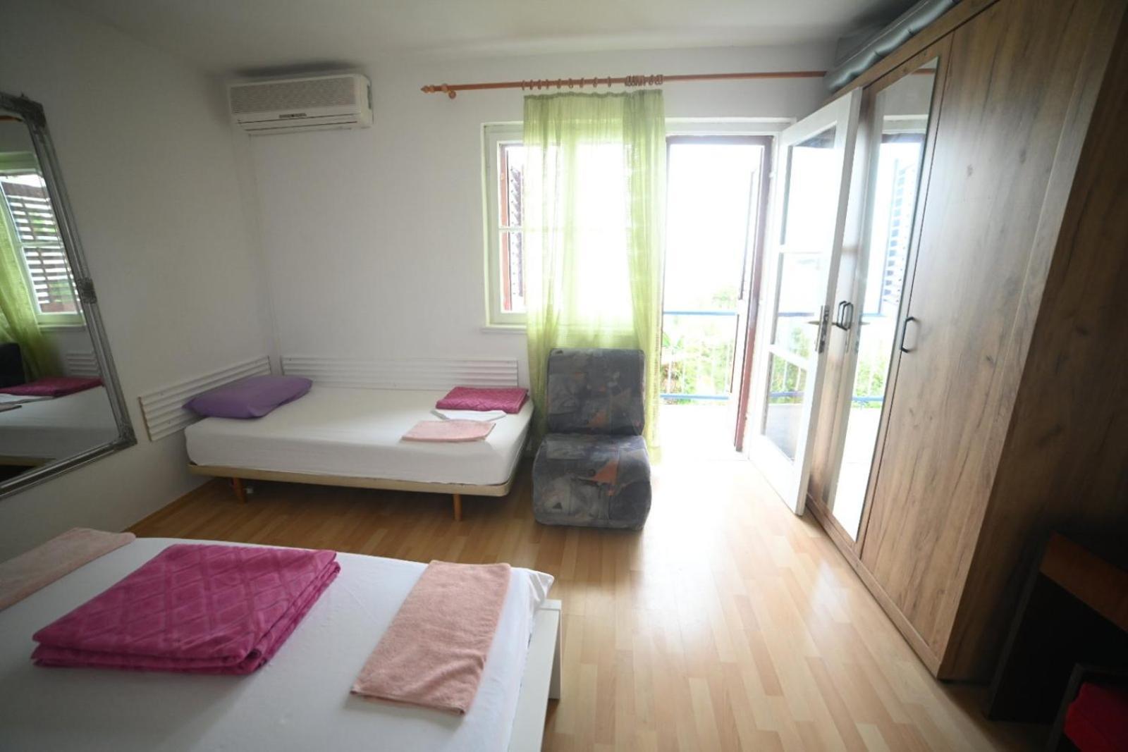 Apartments Feral 2 Baška Voda Екстериор снимка