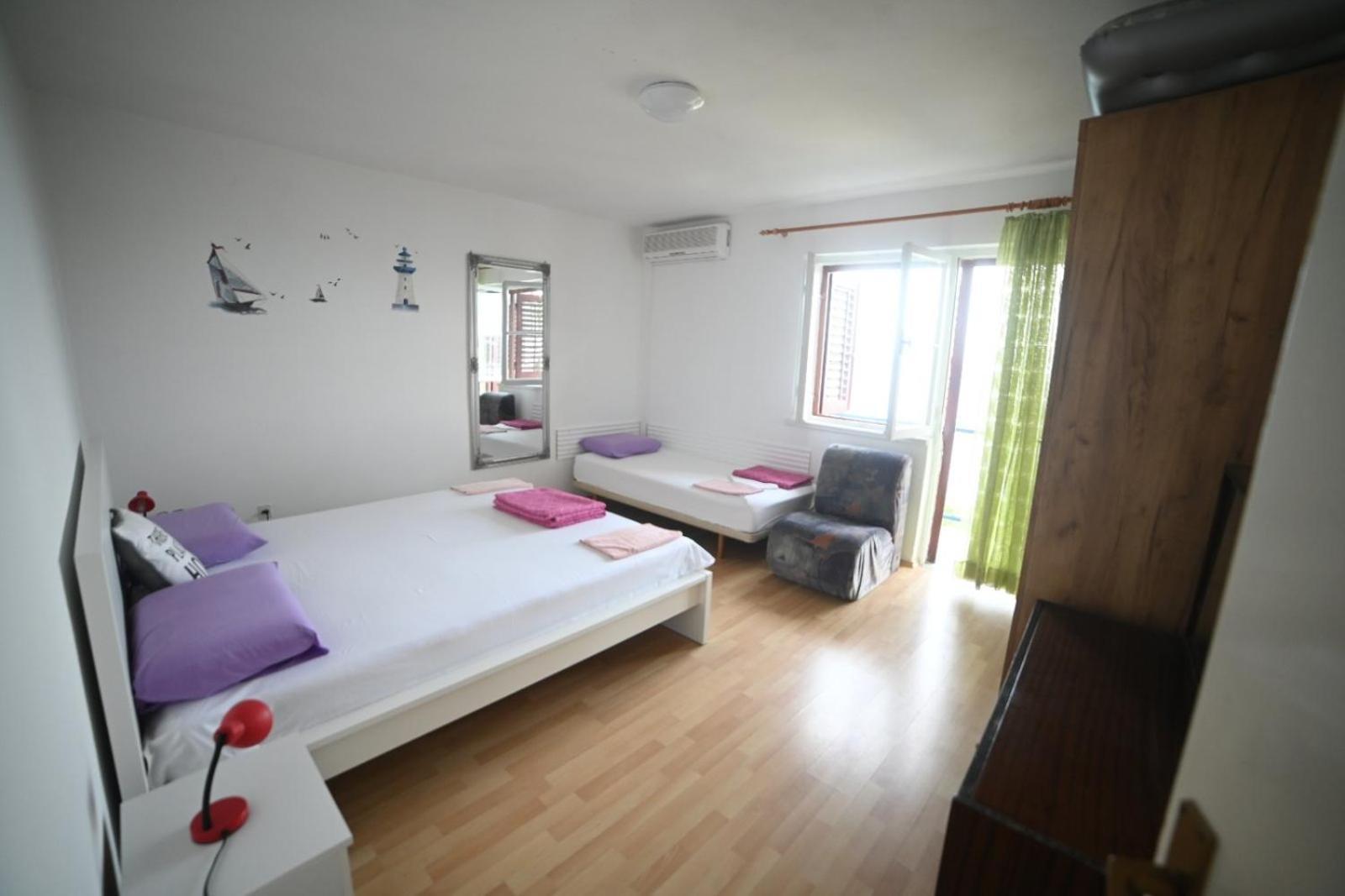 Apartments Feral 2 Baška Voda Екстериор снимка