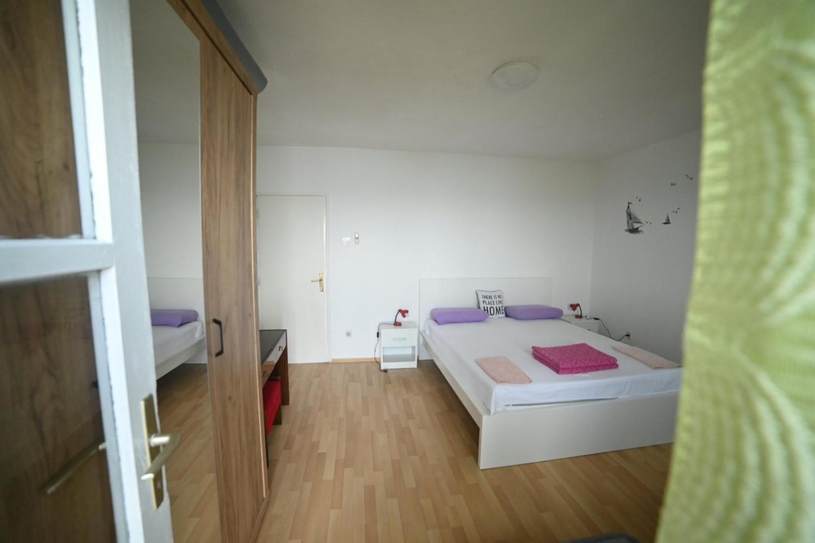 Apartments Feral 2 Baška Voda Екстериор снимка